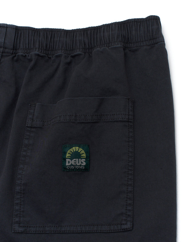 Infinity Beach Short - Anthracite